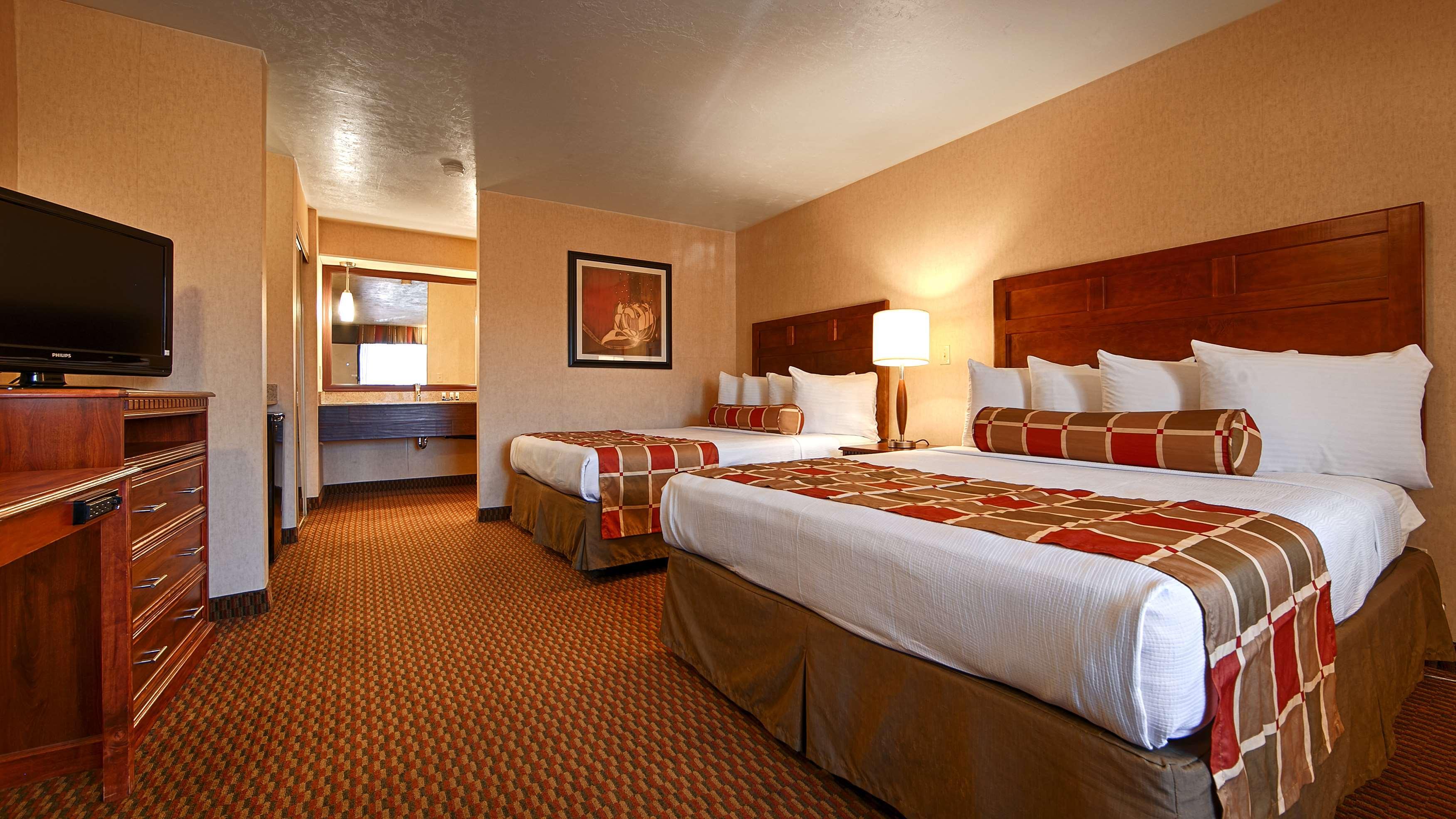 Best Western Plus Weston Inn Logan Exterior foto